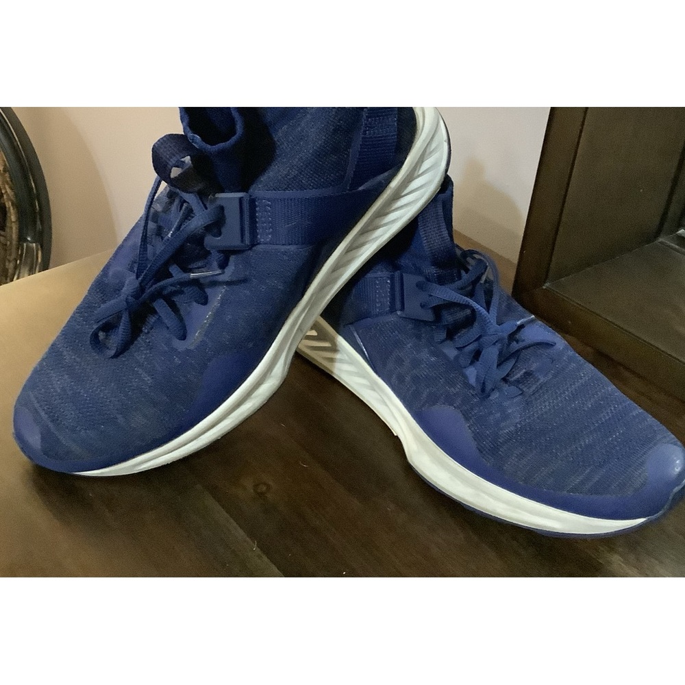 Puma Sneakers